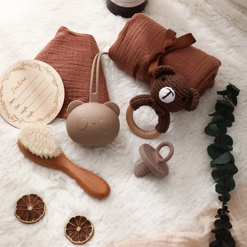 7- Piece Newborn Essential Gift Set