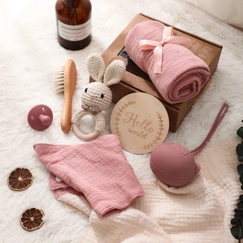 7- Piece Newborn Essential Gift Set