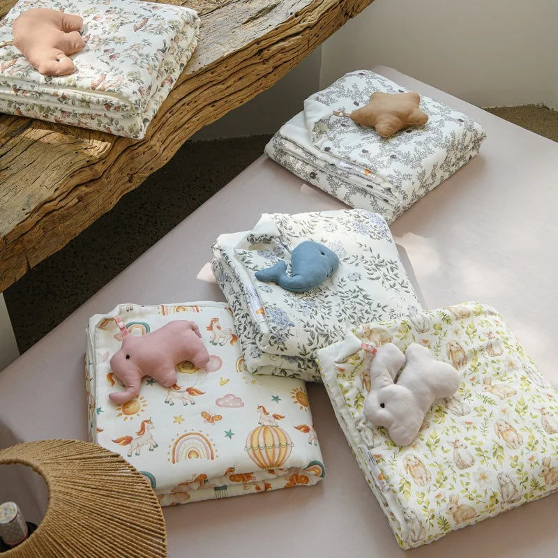 Quilted Gauze Cotton Blanket with Toy