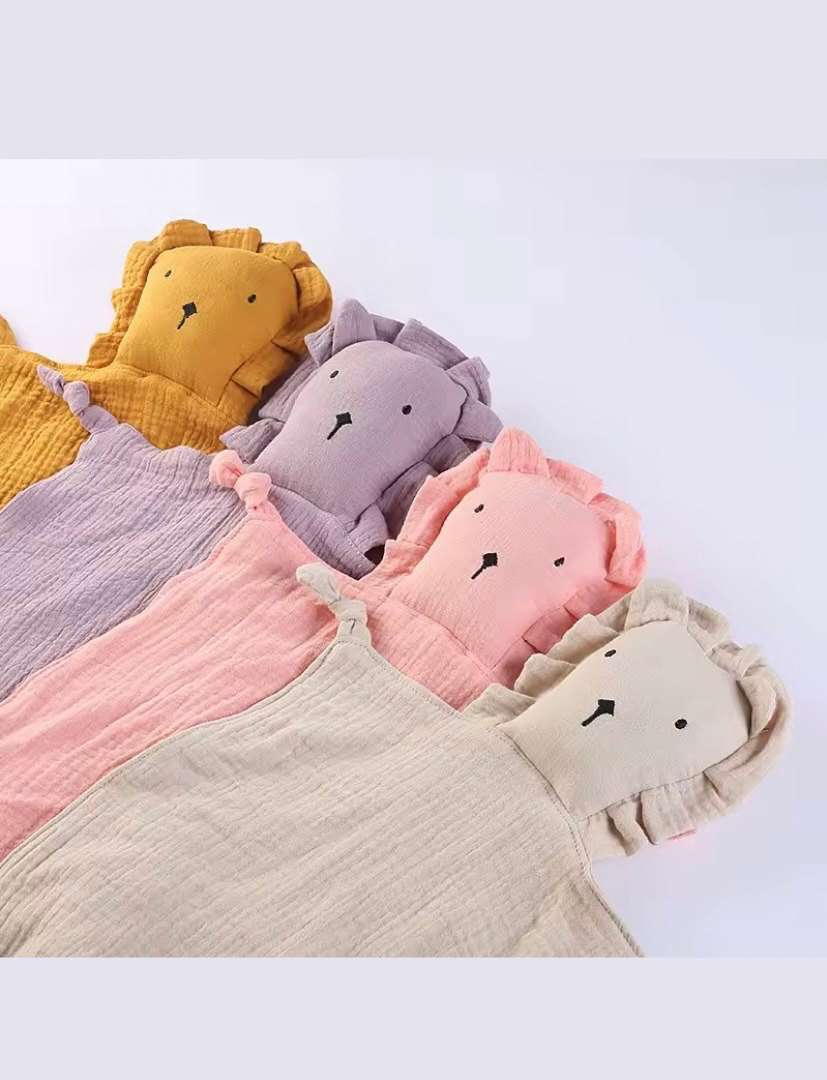 Lion Cuddle Security Blanket